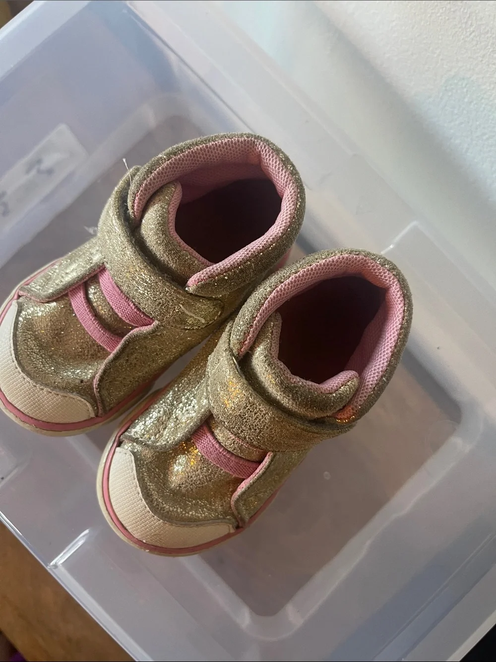 See Kai Run sparkling gold